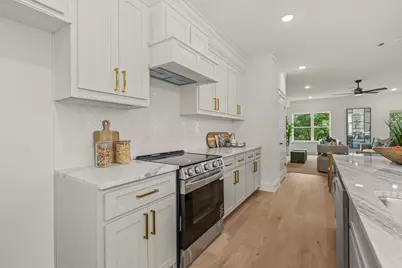 2727 Azalea Park Circle, Fort Worth, TX 76107 - Photo 13