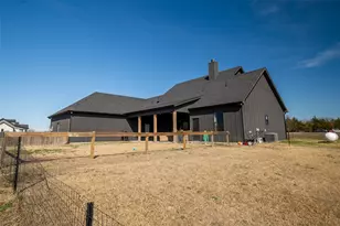 375 Wolf Front Rd, Van Alstyne, TX 75495 - Photo 31