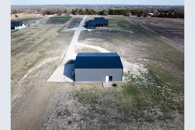 375 Wolf Front Road, Van Alstyne, TX 75495 - Photo 5