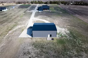 375 Wolf Front Rd, Van Alstyne, TX 75495 - Photo 5