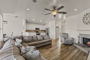 308 Long Prairie Dr, Forney, TX 75126 - Photo 9