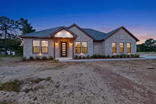 4737 Pine Ridge Ct, Athens, TX 75752 - Photo 1
