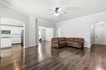 557 Jeffdale Drive, Burleson, TX 76028 - Photo 7