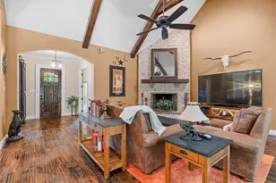 119 Rasha Dr, Azle, TX 76020 - Photo 5
