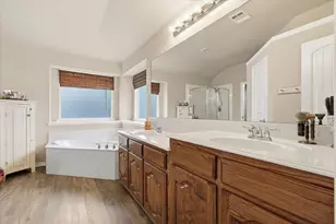 327 Montana Trail, Murphy, TX 75094 - Photo 11