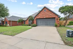 702 Madison Pl, Sherman, TX 75092 - Photo 3
