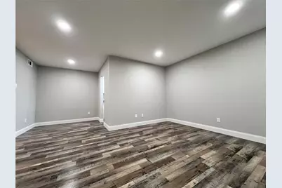 4020 Holland Avenue #106, Dallas, TX 75219 - Photo 5