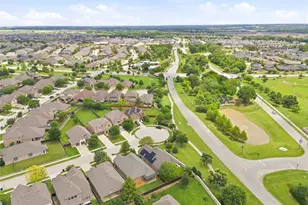 705 Llano Falls Dr, McKinney, TX 75071 - Photo 21