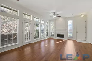 8704 Moss Hill Rd, Irving, TX 75063 - Photo 5