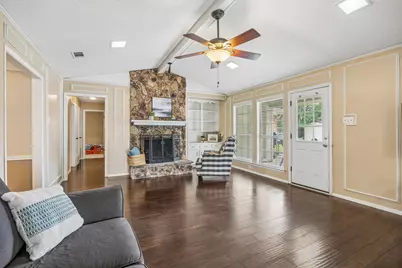 1709 Columbia Drive, Richardson, TX 75081 - Photo 9