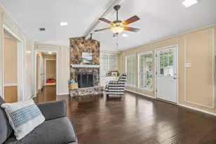 1709 Columbia Dr, Richardson, TX 75081 - Photo 9