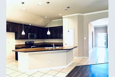217 Creekwood Drive, Princeton, TX 75407 - Photo 5