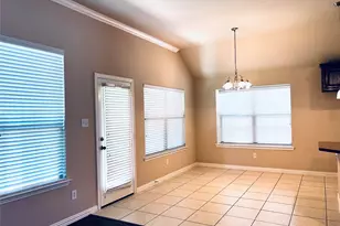 217 Creekwood Dr, Princeton, TX 75407 - Photo 9