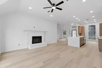 8260 Edgewater Drive, Frisco, TX 75034 - Photo 5