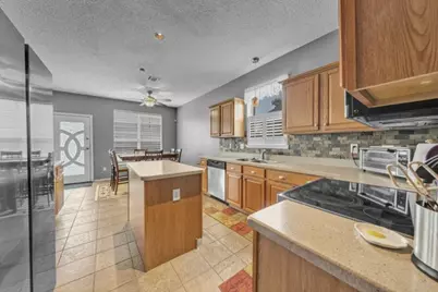 4024 Busch Gardens Drive, Fort Worth, TX 76123 - Photo 11