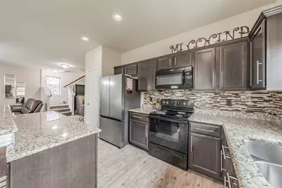 2841 Mesquite Road, Fort Worth, TX 76111 - Photo 9