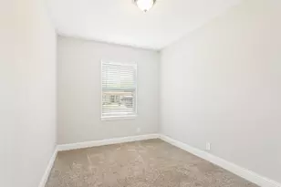 5417 Sabelle Ln, Haltom City, TX 76117 - Photo 15