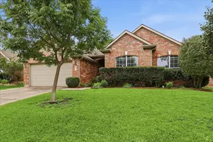 2616 Hollow Ridge Dr, Denton, TX 76210 - Photo 3