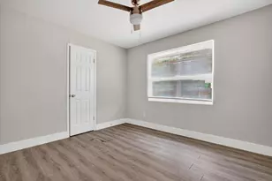 221 Second St, Wilmer, TX 75172 - Photo 17