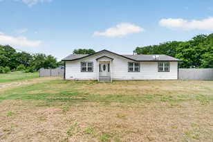 221 Second St, Wilmer, TX 75172 - Photo 1