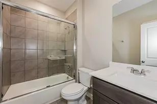 3040 Songbird Ln, Garland, TX 75043 - Photo 5