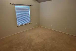 704 International Dr, Euless, TX 76039 - Photo 9