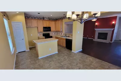 704 International Drive, Euless, TX 76039 - Photo 5