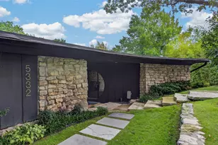 5332 Quail Run St, Fort Worth, TX 76107 - Photo 3