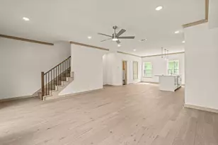 304 Golden Bell Ln, Fort Worth, TX 76107 - Photo 19