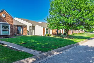 518 Oakridge Dr, Greenville, TX 75402 - Photo 15
