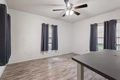 802 Avenue A, Valley Mills, TX 76689 - Photo 17