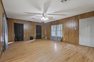 802 Avenue A, Valley Mills, TX 76689 - Photo 7