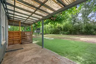 802 Avenue A, Valley Mills, TX 76689 - Photo 27