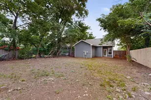 824 E Maddox Ave, Fort Worth, TX 76104 - Photo 37