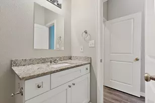 824 E Maddox Ave, Fort Worth, TX 76104 - Photo 23