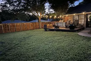 1405 Casa Linda St, Ennis, TX 75119 - Photo 31