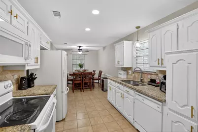1405 Casa Linda Street, Ennis, TX 75119 - Photo 9