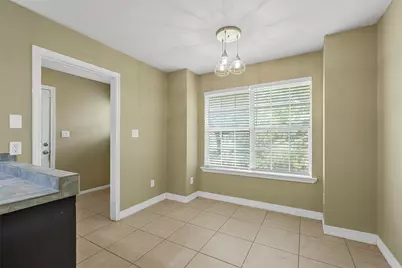 10413 Granada Drive, Waco, TX 76708 - Photo 9