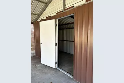 502 E Hughes Street, Collinsville, TX 76233 - Photo 19