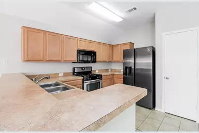 1450 Waldrop Drive, Lancaster, TX 75146 - Photo 9