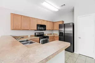 1450 Waldrop Dr, Lancaster, TX 75146 - Photo 9