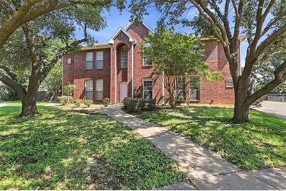 121 Wildwood Court #200, Grapevine, TX 76051 - Photo 1