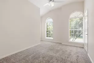 121 Wildwood Ct, Grapevine, TX 76051 - Photo 15