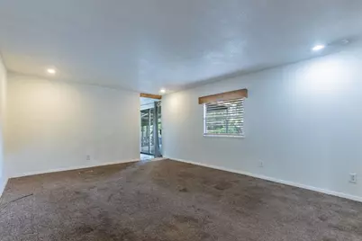 512 River Park Road, McGregor, TX 76657 - Photo 5