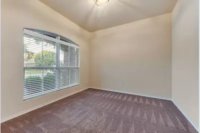 1104 Edgewater Drive, Azle, TX 76020 - Photo 5