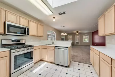 309 Familia Court, Irving, TX 75061 - Photo 9