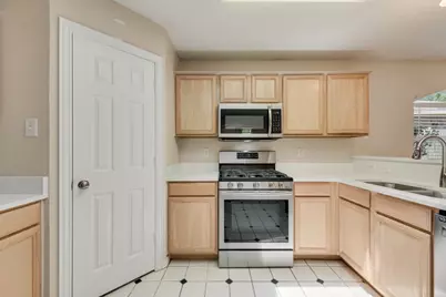 309 Familia Court, Irving, TX 75061 - Photo 11