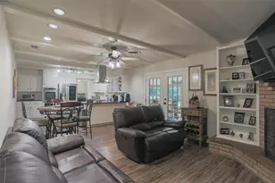 7101 Jewell Ave, Fort Worth, TX 76112 - Photo 5