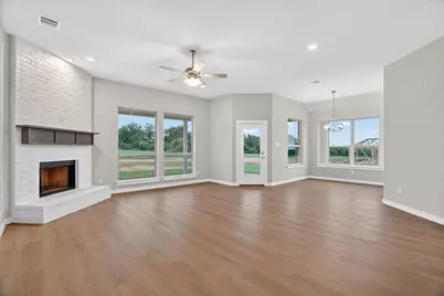 321 Skeen Peak, Springtown, TX 76082 - Photo 11