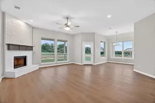 321 Skeen Peak, Springtown, TX 76082 - Photo 11